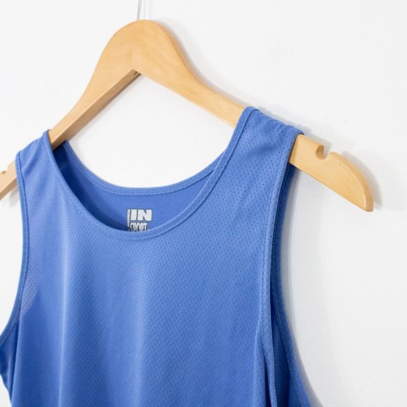 *In  Sport Tank - Picture 4 of 5